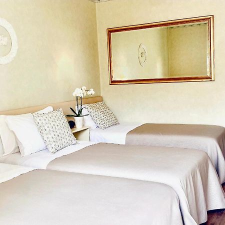 Hotel Apollo ริชโชเน ภายนอก รูปภาพ